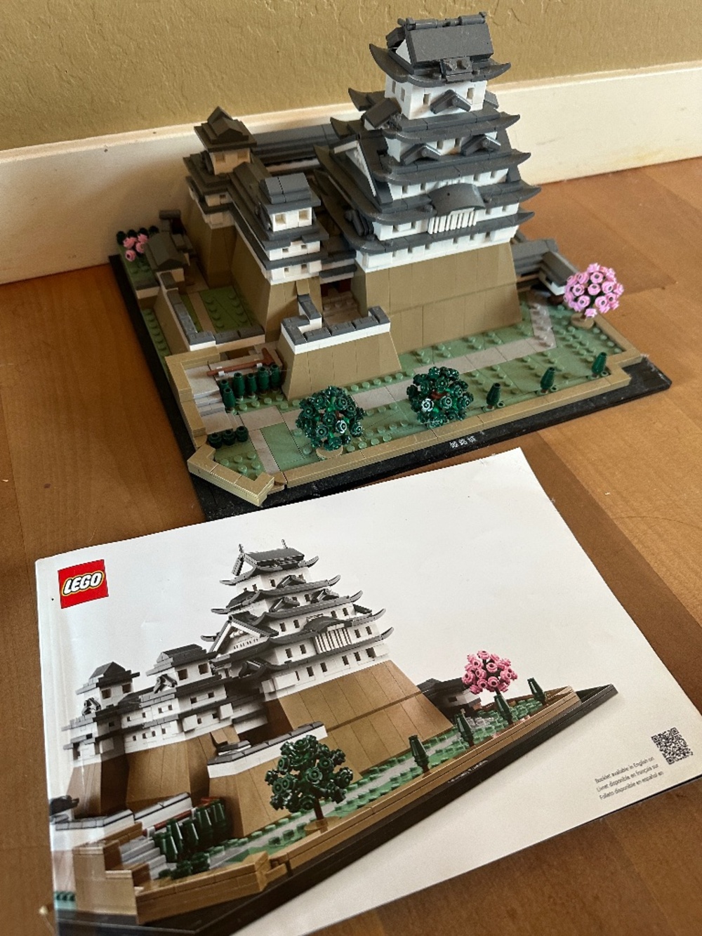 Himeji Castle Lego Set
